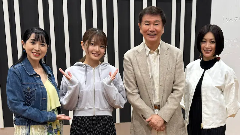 左から西村知美さん、福留光帆さん、森田健作さん、酒井法子さん