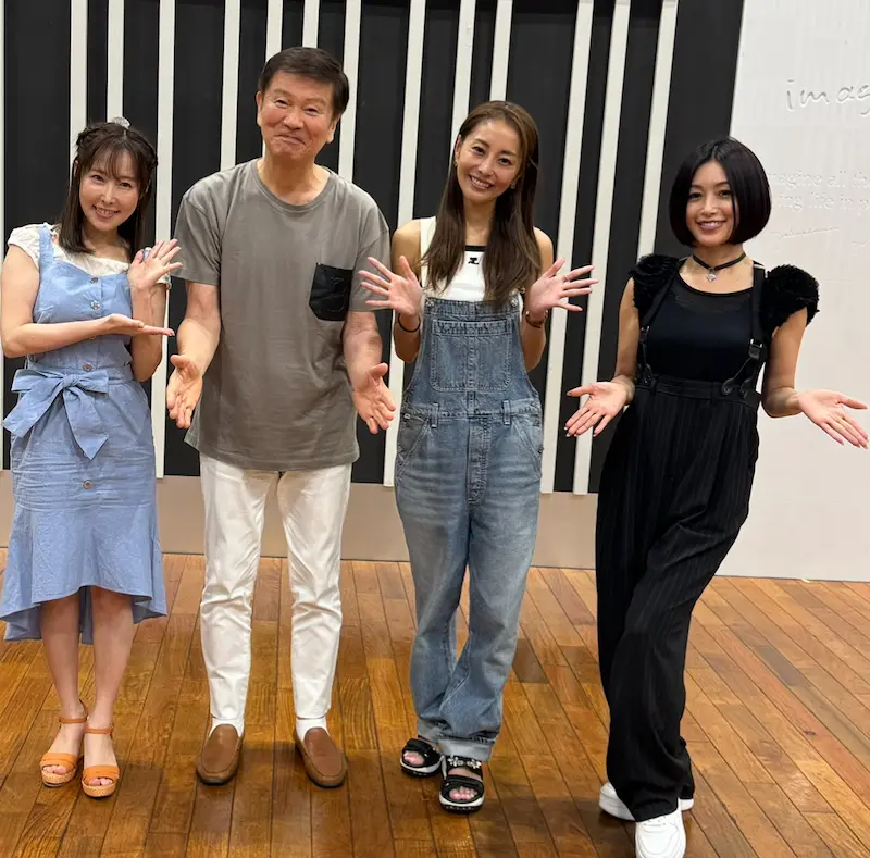 左から風谷南友さん、森田健作さん、熊切あさ美さん、酒井法子さん